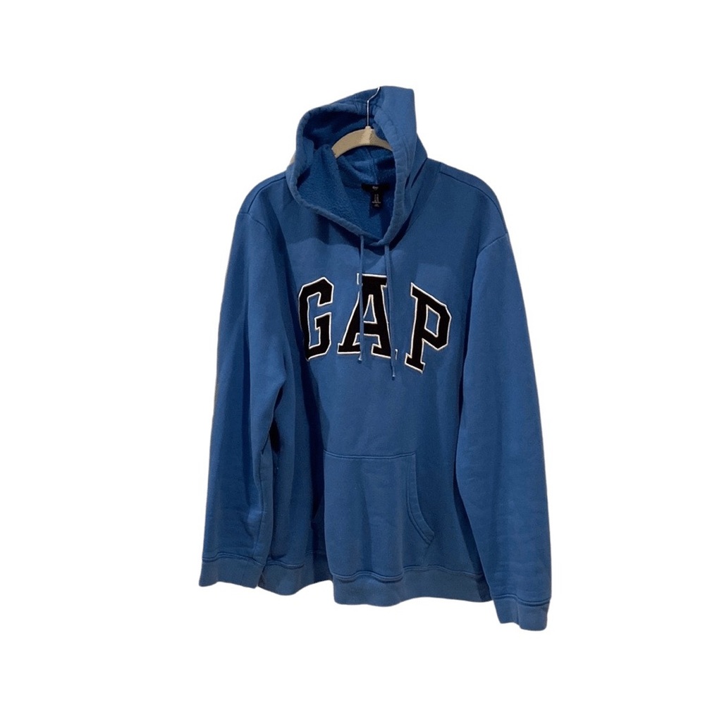 Men’s Gap hooded sweatshirt
